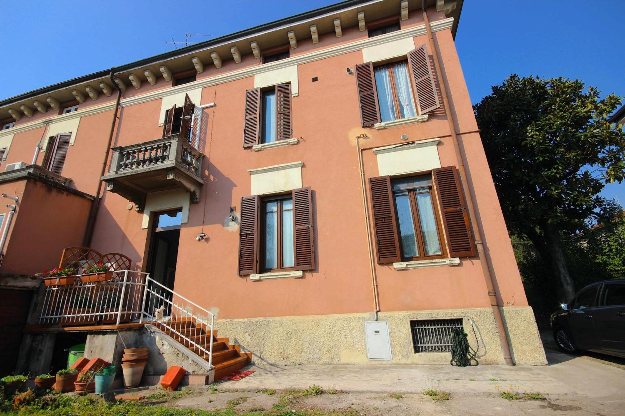 Case Vr Holiday La Maison Du Coq Verona Kültér fotó